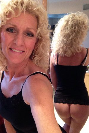 61 ans et pleine de vie 😏 Mireille - rencontre-Cougar-Le Cannet